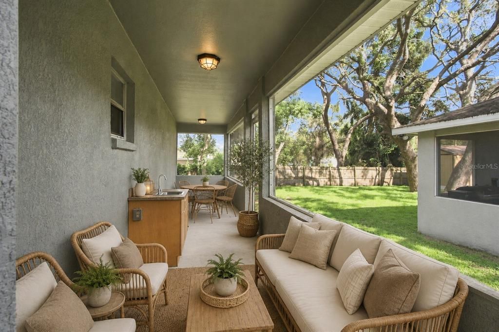 For Sale: $409,000 (3 beds, 2 baths, 1307 Square Feet)