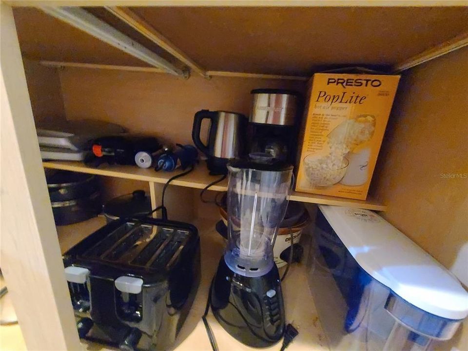 En Venta: $240,000 (3 camas, 2 baños, 1249 Pies cuadrados)