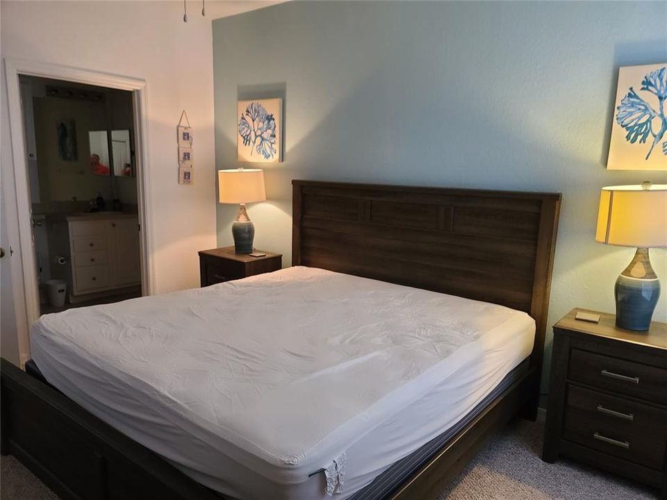 En Venta: $240,000 (3 camas, 2 baños, 1249 Pies cuadrados)