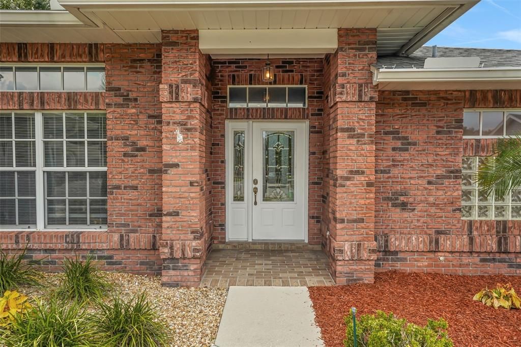 For Sale: $389,000 (3 beds, 2 baths, 2149 Square Feet)