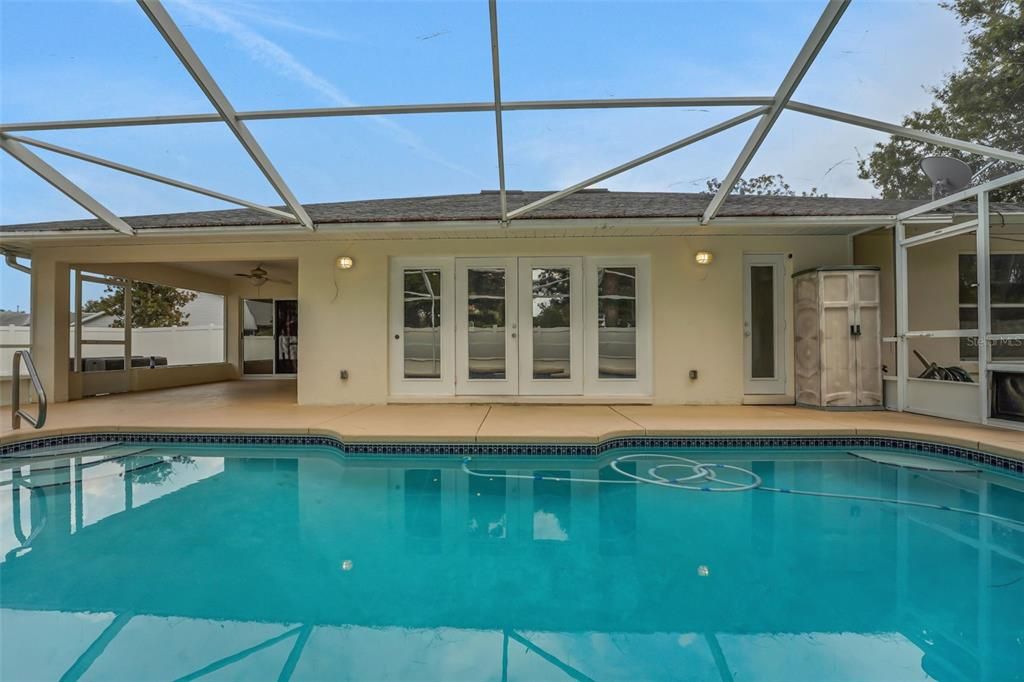 For Sale: $389,000 (3 beds, 2 baths, 2149 Square Feet)