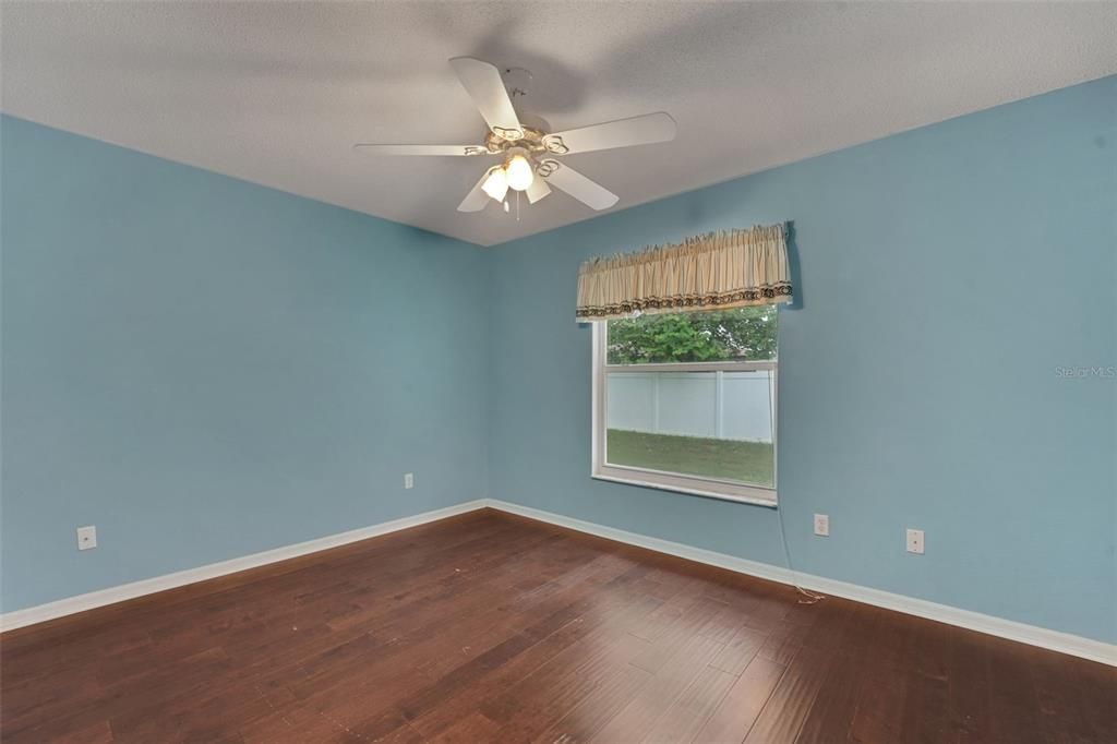 For Sale: $389,000 (3 beds, 2 baths, 2149 Square Feet)