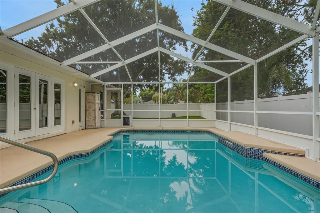 For Sale: $389,000 (3 beds, 2 baths, 2149 Square Feet)