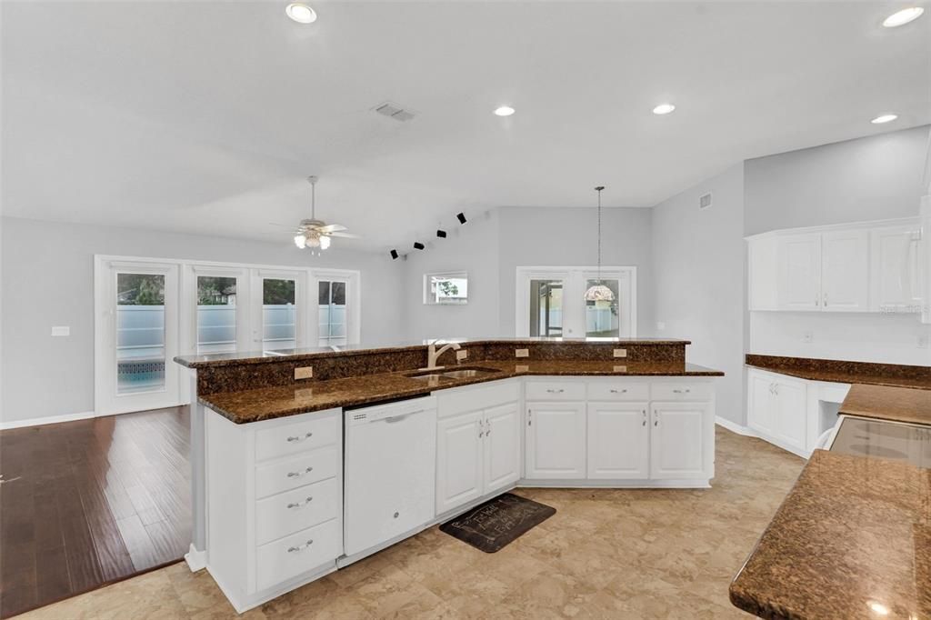 For Sale: $389,000 (3 beds, 2 baths, 2149 Square Feet)