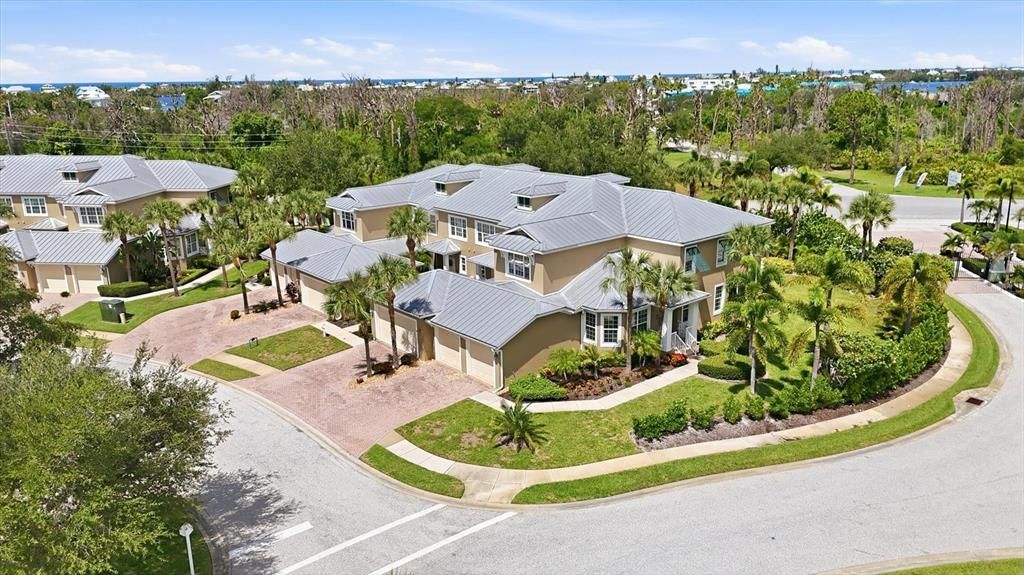 For Sale: $399,000 (4 beds, 3 baths, 2628 Square Feet)