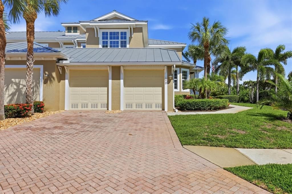 For Sale: $399,000 (4 beds, 3 baths, 2628 Square Feet)