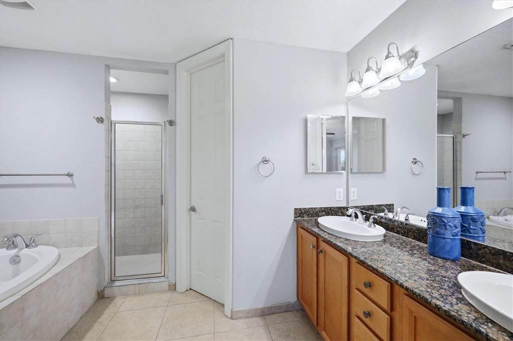 For Sale: $399,000 (4 beds, 3 baths, 2628 Square Feet)