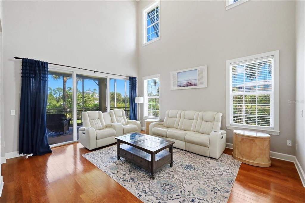For Sale: $399,000 (4 beds, 3 baths, 2628 Square Feet)