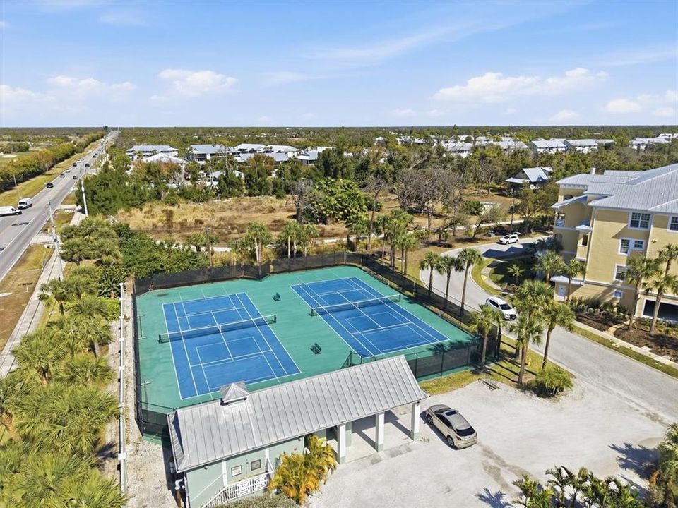 For Sale: $399,000 (4 beds, 3 baths, 2628 Square Feet)