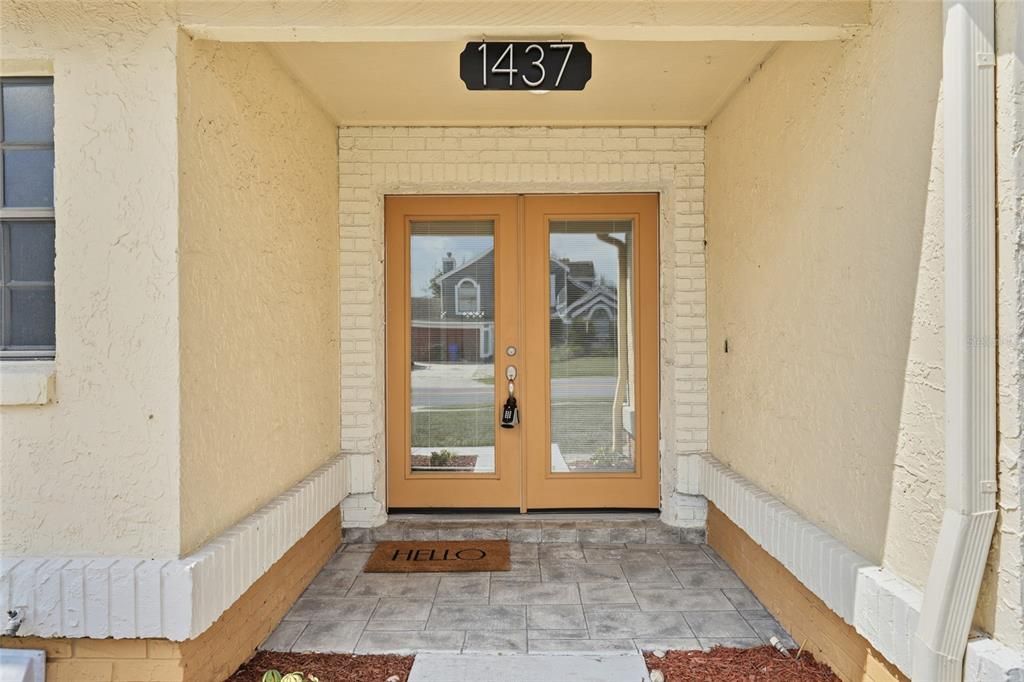 For Sale: $415,000 (3 beds, 2 baths, 1705 Square Feet)
