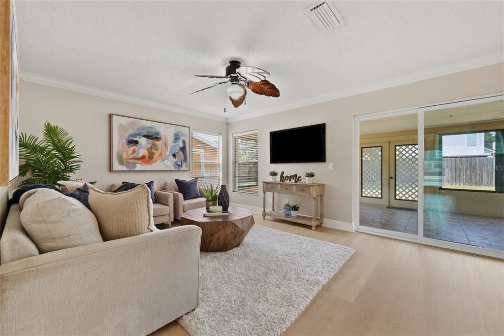 For Sale: $415,000 (3 beds, 2 baths, 1705 Square Feet)