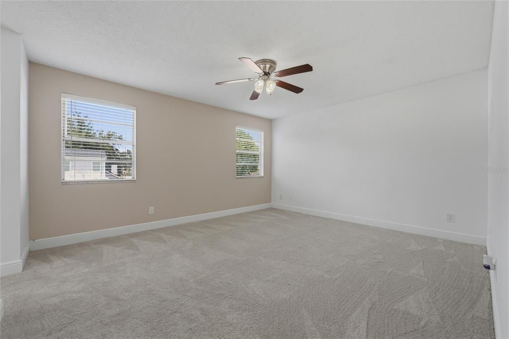For Sale: $415,000 (3 beds, 2 baths, 1705 Square Feet)