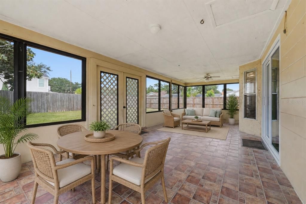 For Sale: $415,000 (3 beds, 2 baths, 1705 Square Feet)