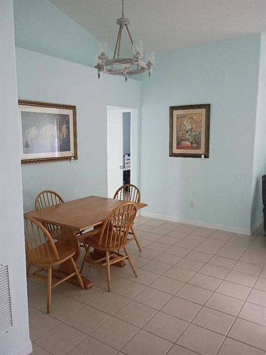 En Venta: $254,900 (2 camas, 2 baños, 1143 Pies cuadrados)