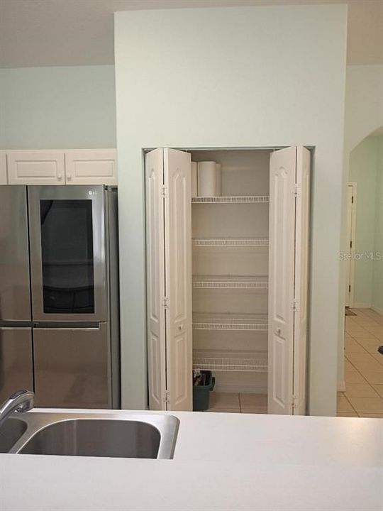 For Sale: $254,900 (2 beds, 2 baths, 1143 Square Feet)