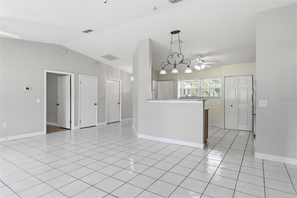 待售: $339,000 (3 贝兹, 2 浴室, 1410 平方英尺)