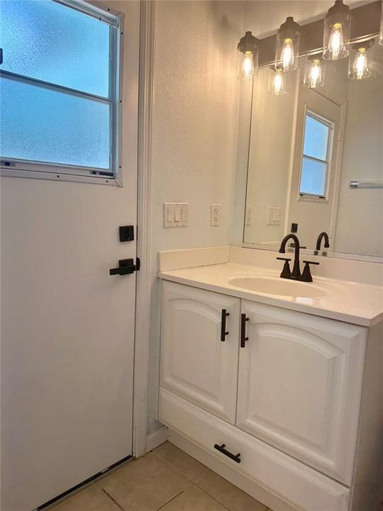 For Sale: $345,678 (3 beds, 2 baths, 1272 Square Feet)