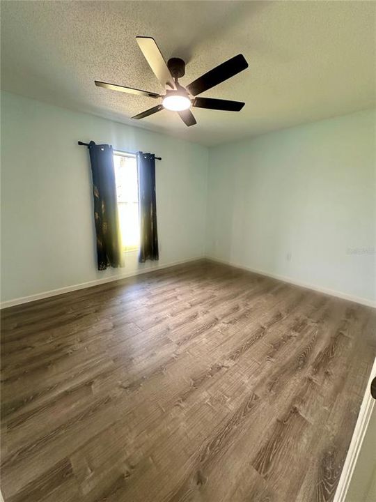 For Sale: $345,678 (3 beds, 2 baths, 1272 Square Feet)