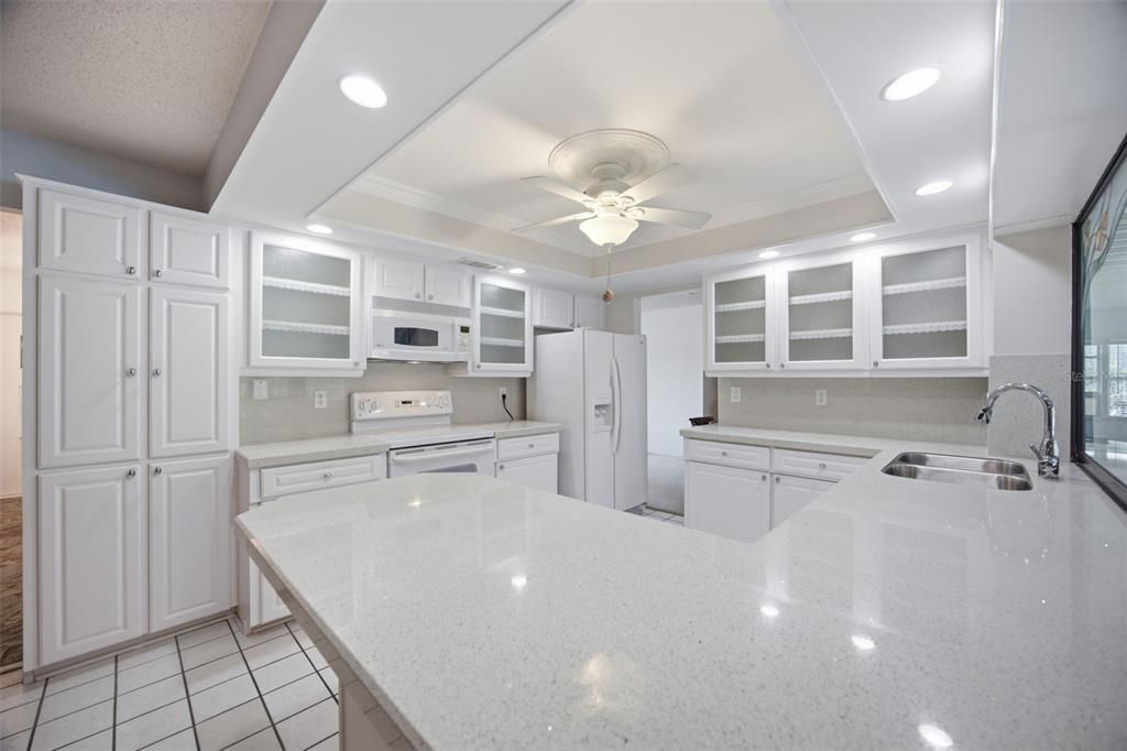Active With Contract: $450,000 (3 beds, 2 baths, 2338 Square Feet)