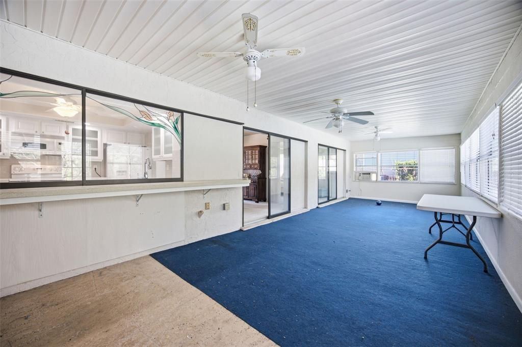 Active With Contract: $450,000 (3 beds, 2 baths, 2338 Square Feet)