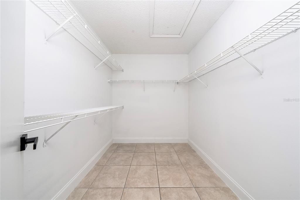 For Sale: $380,000 (3 beds, 2 baths, 1329 Square Feet)