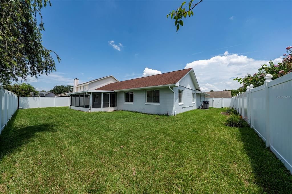 For Sale: $380,000 (3 beds, 2 baths, 1329 Square Feet)