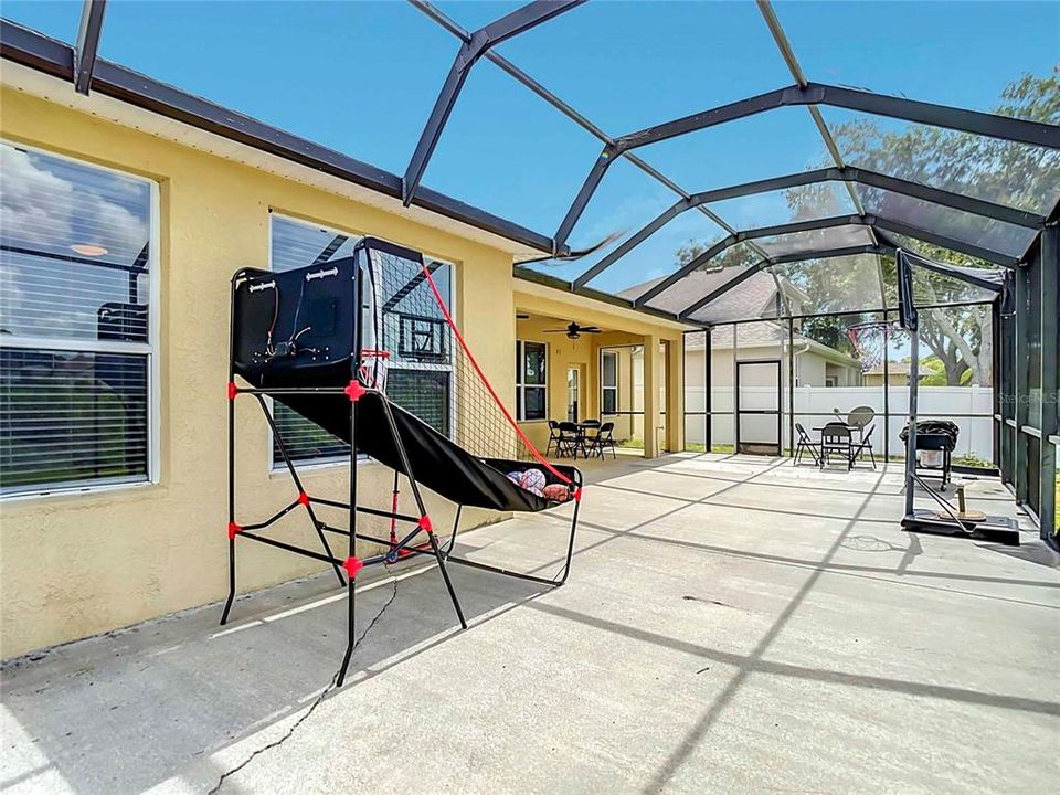 В аренду: $4,000 (4 спален, 3 ванн, 3057 Квадратных фут)