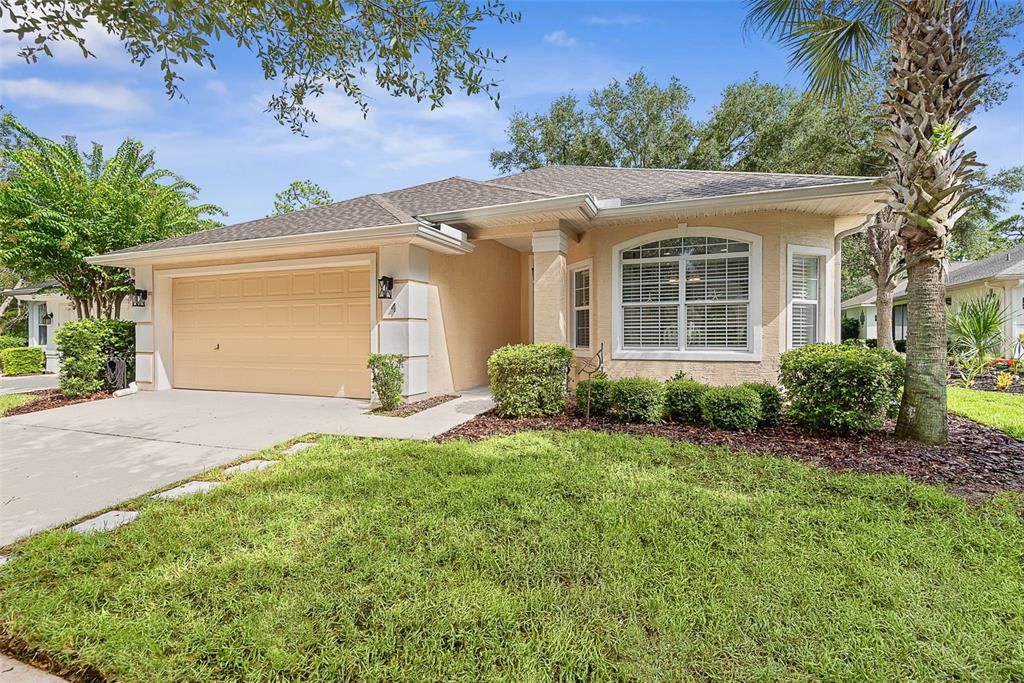 For Sale: $370,000 (2 beds, 2 baths, 1637 Square Feet)
