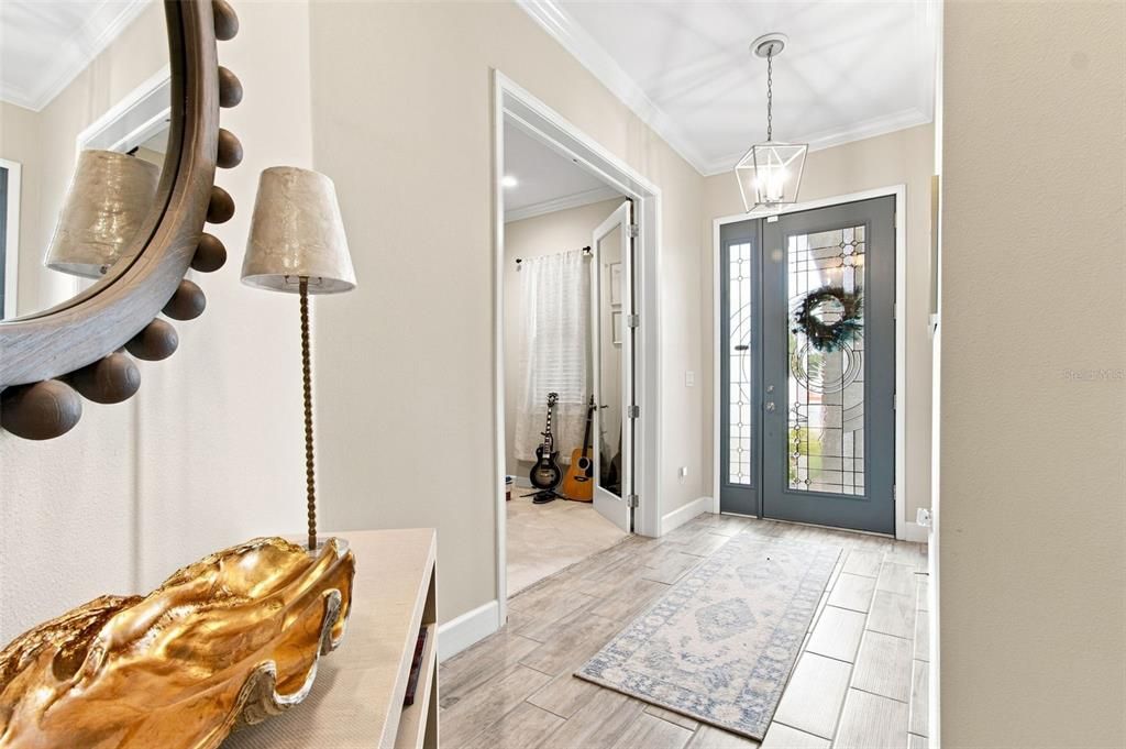 En Venta: $524,900 (3 camas, 2 baños, 2271 Pies cuadrados)