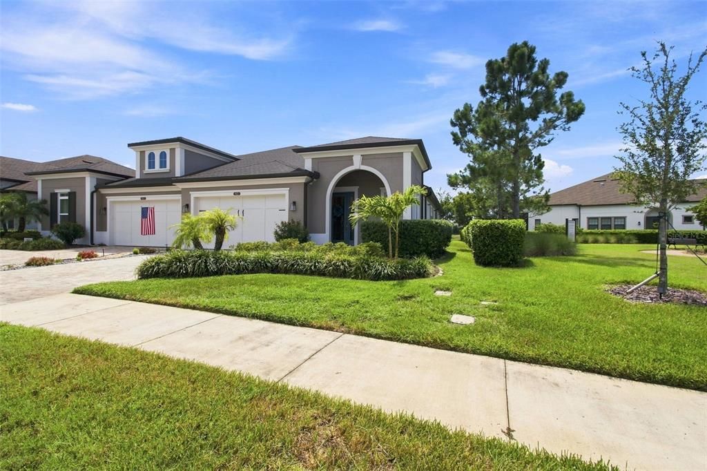 En Venta: $524,900 (3 camas, 2 baños, 2271 Pies cuadrados)