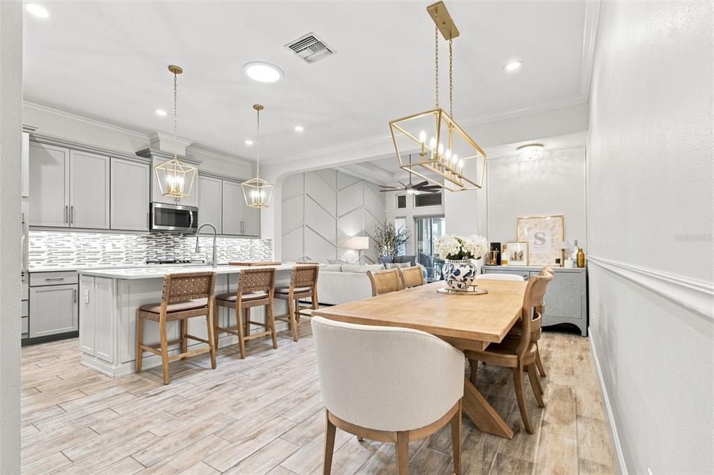 En Venta: $524,900 (3 camas, 2 baños, 2271 Pies cuadrados)