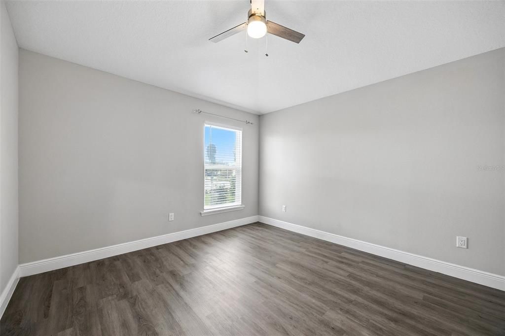 For Sale: $560,000 (3 beds, 2 baths, 1821 Square Feet)