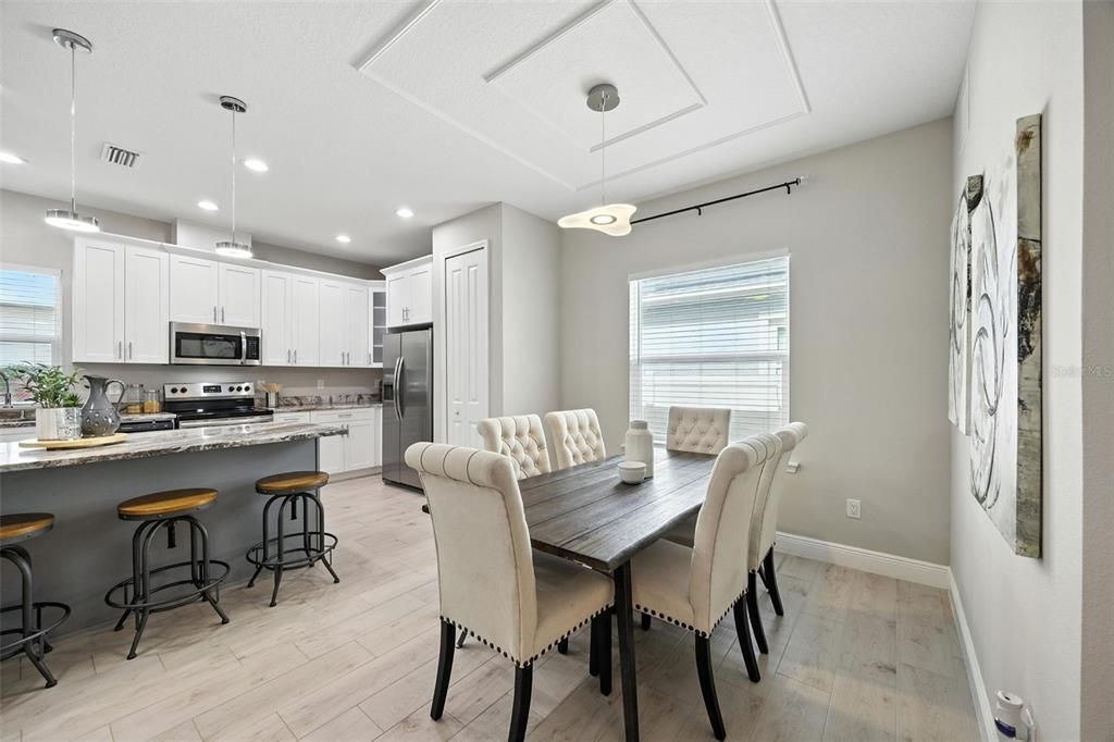 For Sale: $560,000 (3 beds, 2 baths, 1821 Square Feet)