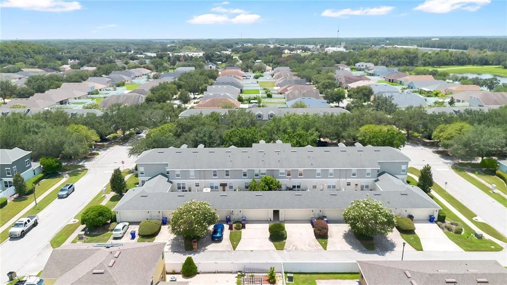 На продажу: $279,000 (2 спален, 2 ванн, 1388 Квадратных фут)