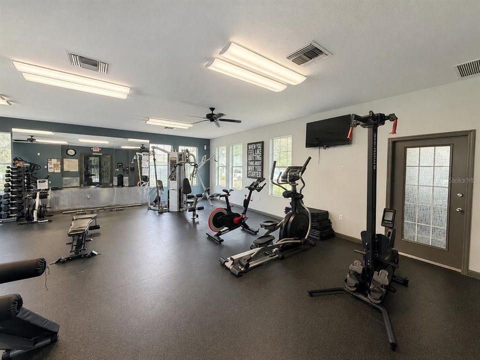 For Sale: $199,990 (2 beds, 2 baths, 1134 Square Feet)