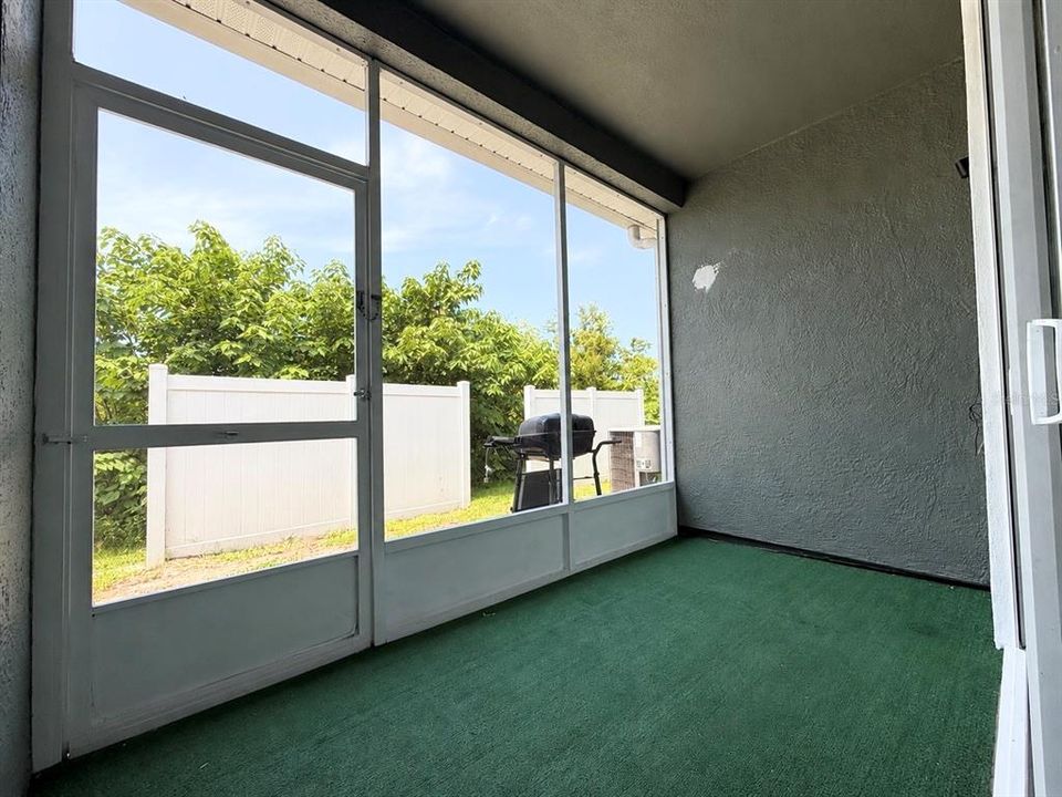 For Sale: $199,990 (2 beds, 2 baths, 1134 Square Feet)