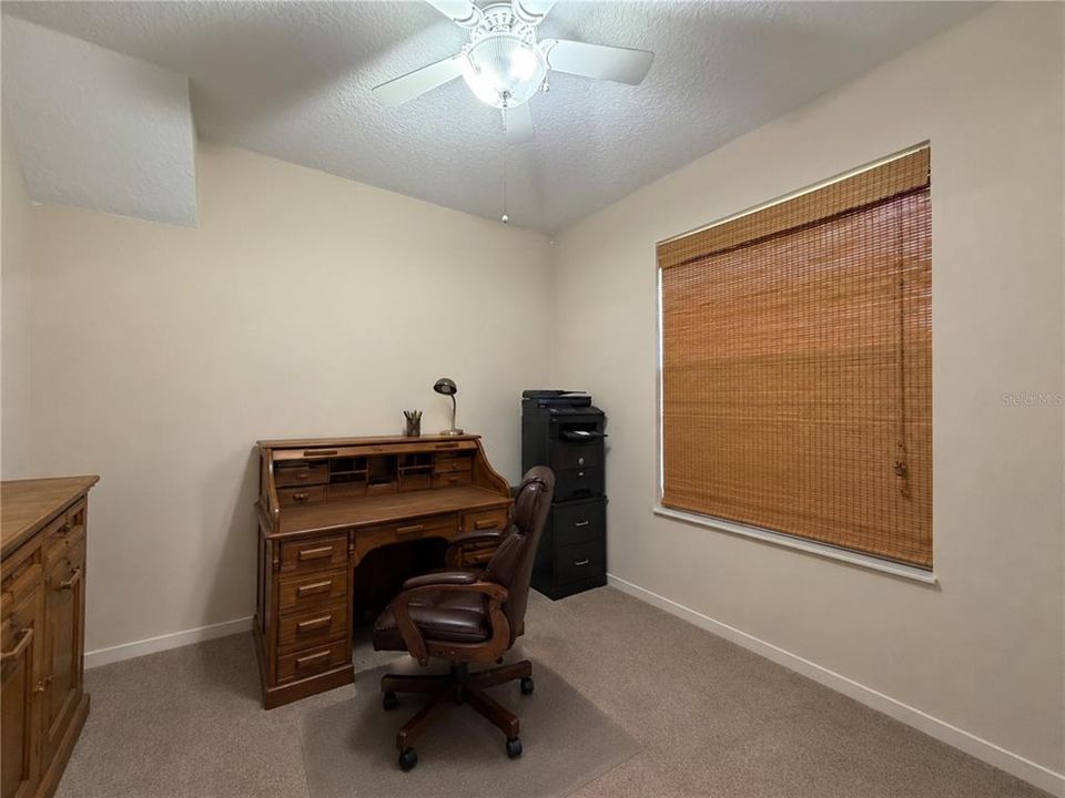 For Sale: $725,000 (5 beds, 4 baths, 2546 Square Feet)