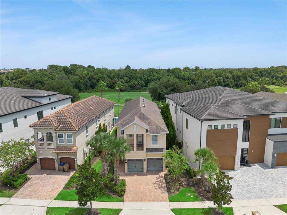 For Sale: $849,000 (5 beds, 5 baths, 3328 Square Feet)