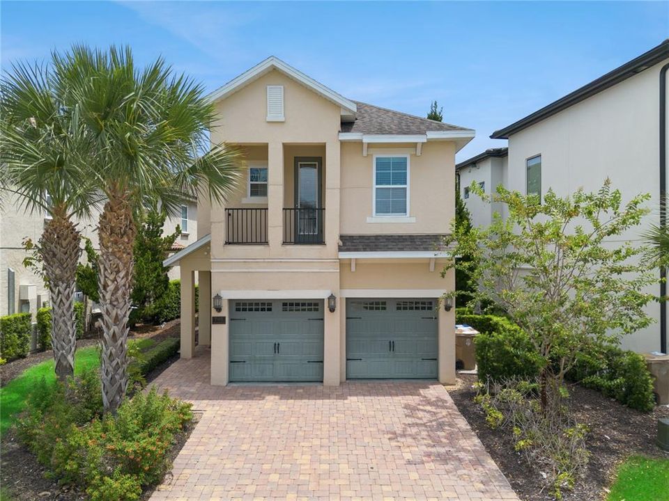 For Sale: $849,000 (5 beds, 5 baths, 3328 Square Feet)