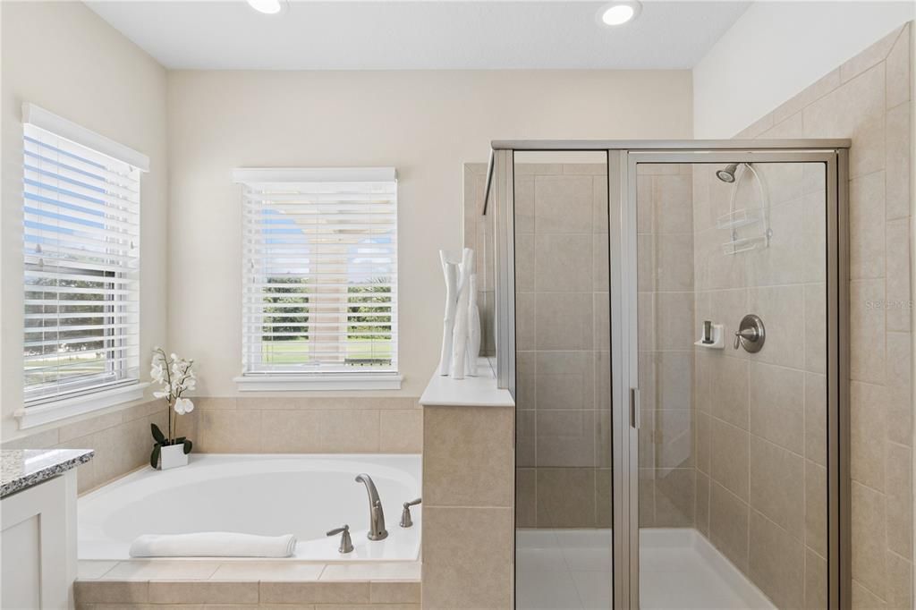 For Sale: $849,000 (5 beds, 5 baths, 3328 Square Feet)