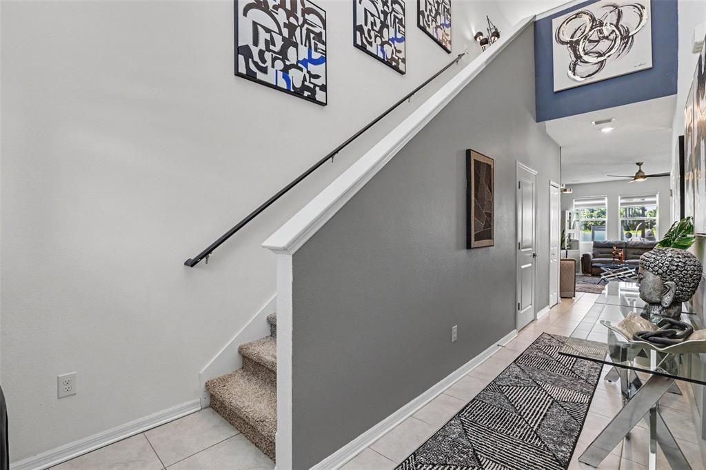 For Rent: $2,575 (3 beds, 2 baths, 1970 Square Feet)