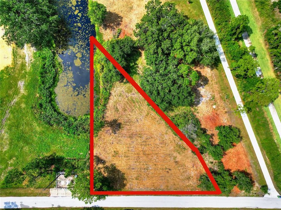 На продажу: $95,000 (0.48 acres)