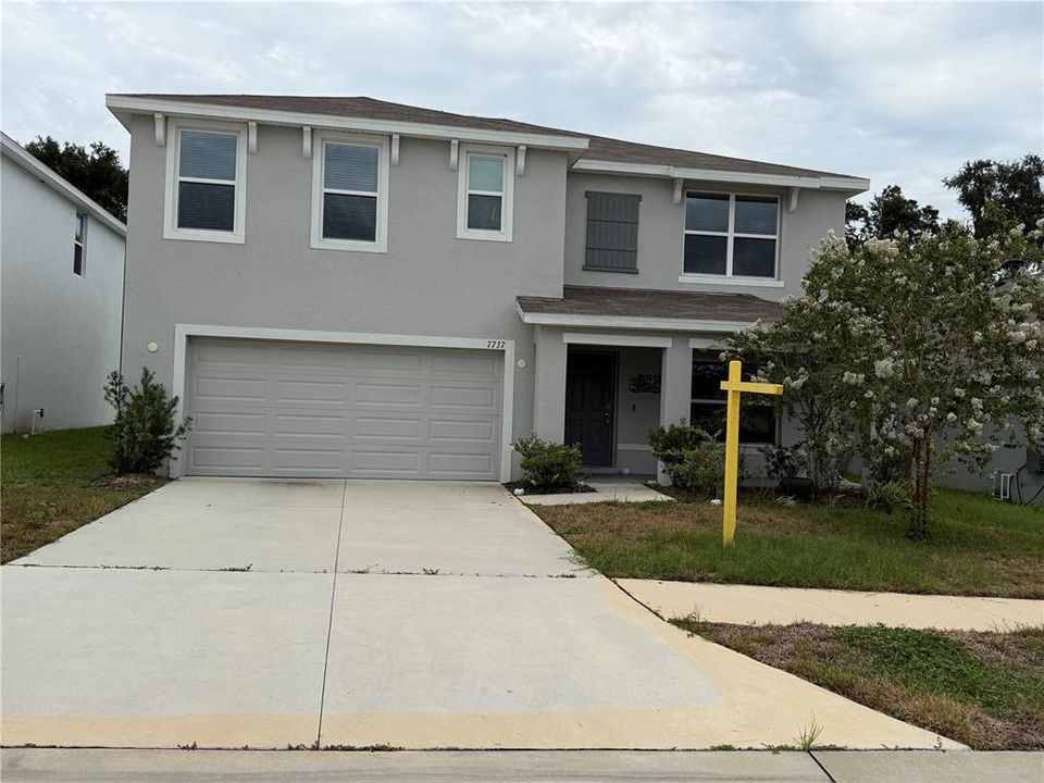 For Rent: $3,300 (5 beds, 3 baths, 2674 Square Feet)