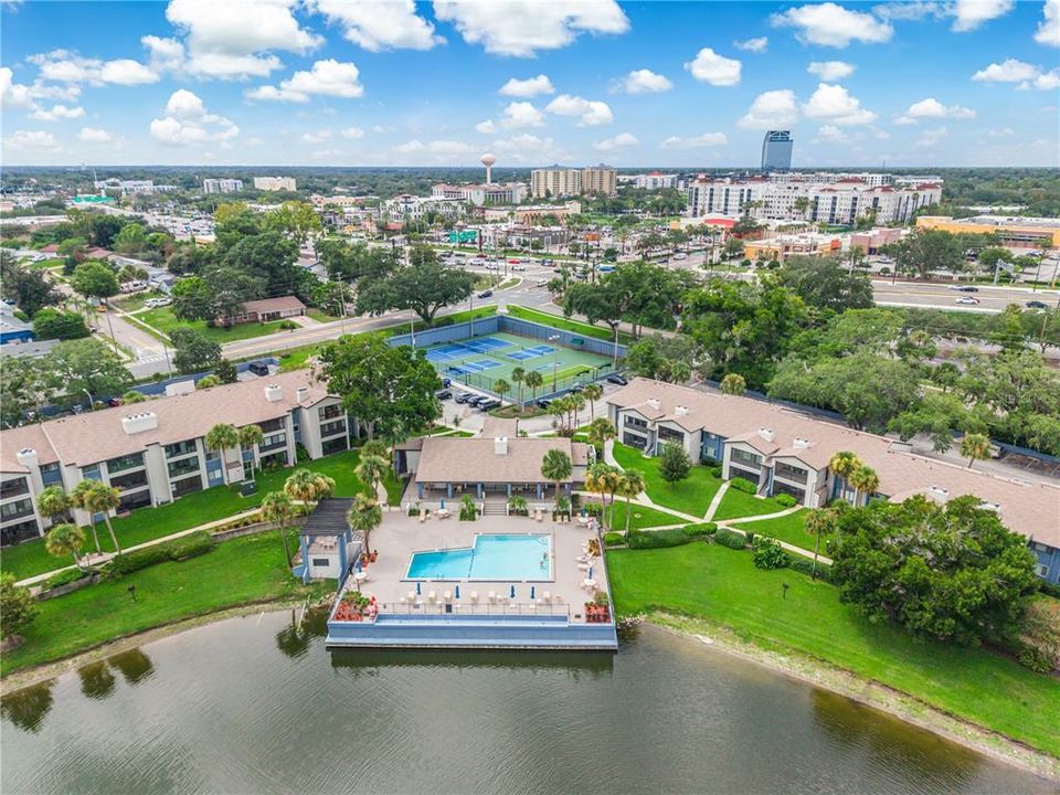 For Sale: $139,900 (2 beds, 2 baths, 1341 Square Feet)