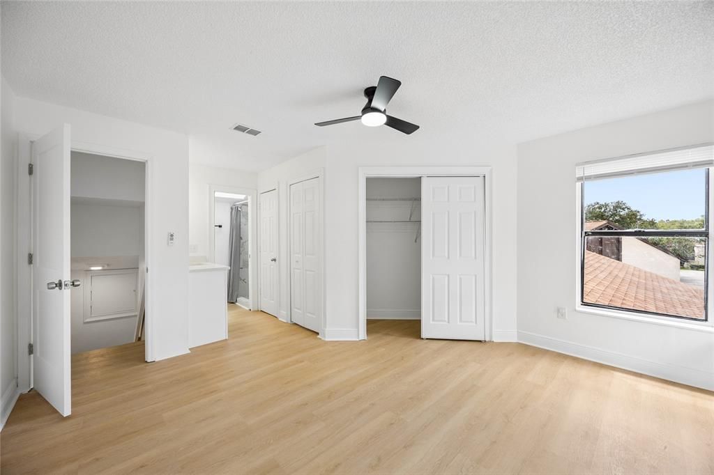 For Rent: $2,200 (3 beds, 3 baths, 1185 Square Feet)