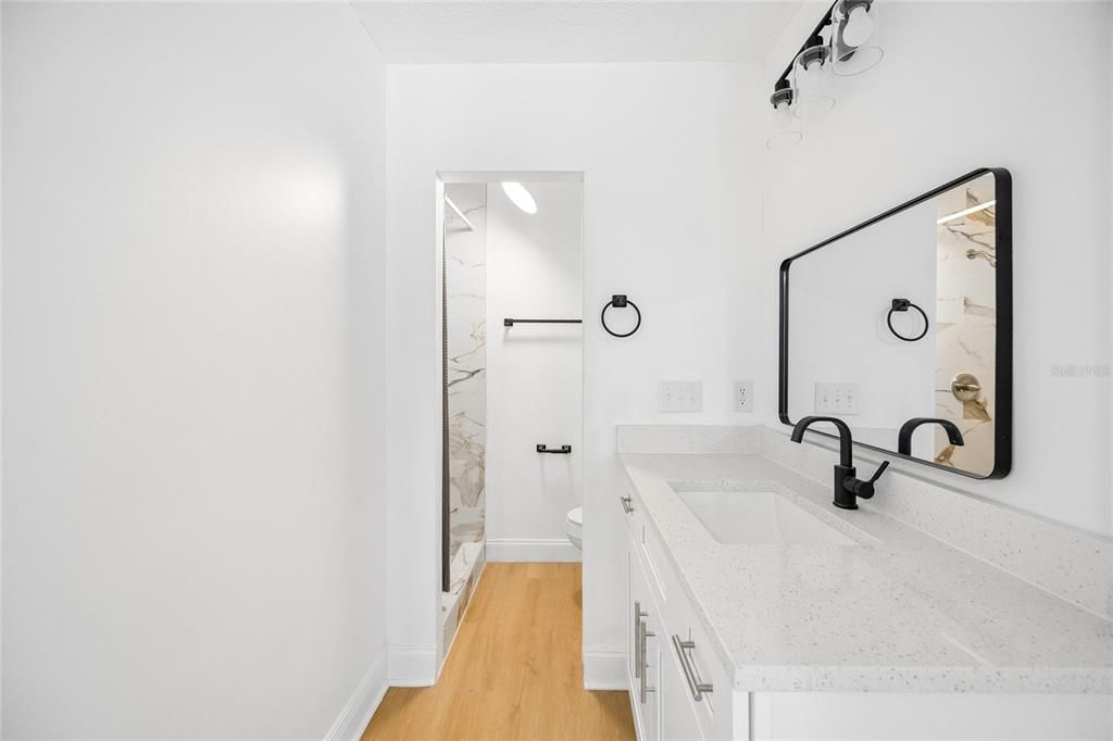 For Rent: $2,200 (3 beds, 3 baths, 1185 Square Feet)