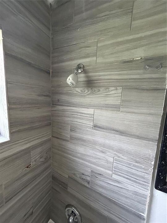 For Rent: $1,775 (2 beds, 1 baths, 800 Square Feet)