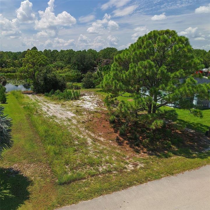 На продажу: $30,000 (0.23 acres)