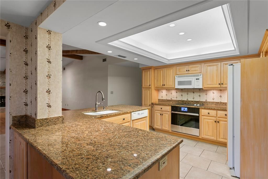 For Rent: $6,000 (3 beds, 2 baths, 2550 Square Feet)