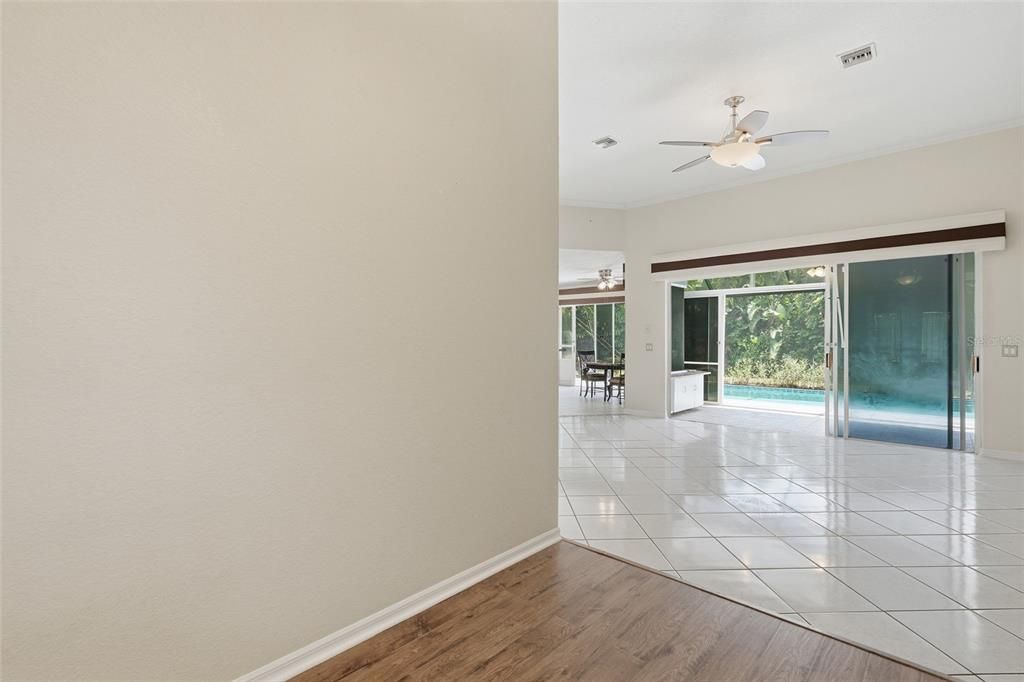 En Venta: $509,000 (3 camas, 2 baños, 2227 Pies cuadrados)